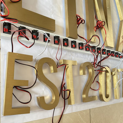 Щетка SS золота осветила знак Highspan логотипа писем канала