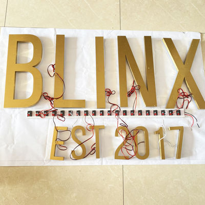 Щетка SS золота осветила знак Highspan логотипа писем канала