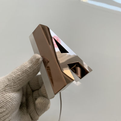 Знак металла розовой ржавчины писем нержавеющей стали зеркала золота подсвеченной анти- подсвеченный