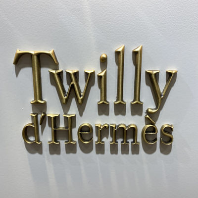 Рекламирующ большие знаки стены названия фирмы взойдите на борт водоустойчивого IP67