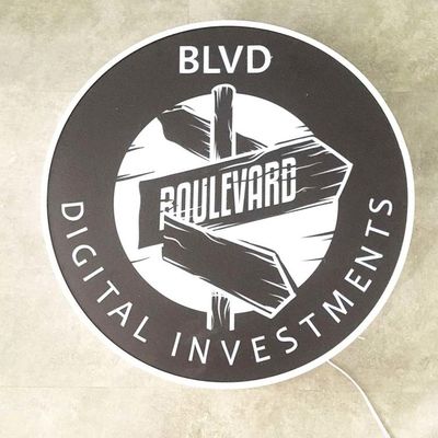 Приведенные изготовленные на заказ освещают вверх рекламу толщины логотипа 50-200mm на открытом воздухе