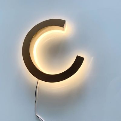 Нержавеющая сталь 3cm Signage 304# на открытом воздухе света знака письма 3d вверх акриловая помечая буквами