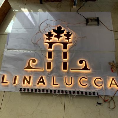 Нержавеющая сталь 3cm Signage 304# на открытом воздухе света знака письма 3d вверх акриловая помечая буквами
