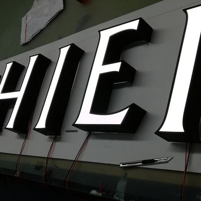 Водоустойчивый алфавит 60HZ знака письма 3D загоренное металлом