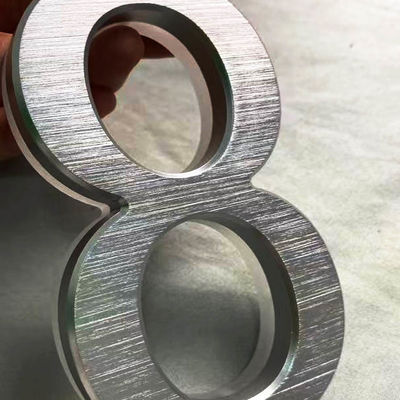 Чернота знака письма рекламы 3D акриловая подсвеченная покрасила толщину 12cm