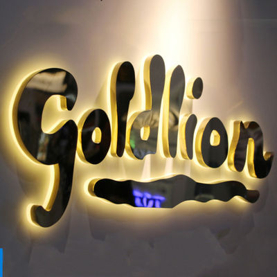 Знаки магазина Signage логотипа дела зеркала золота освещенные нержавеющей сталью передние